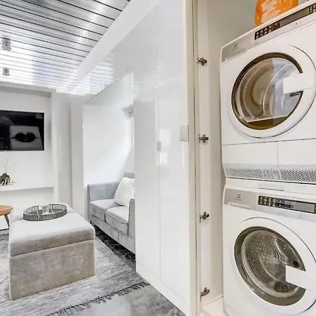 Kcm Mikros Smart Apartments 2 Cleveland Extérieur photo